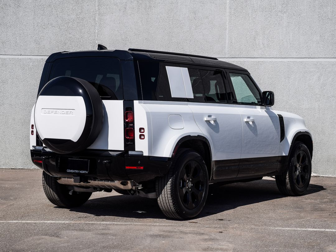 2025 Land Rover Defender 110 P400 X-Dynamic SE, Toronto, Cash
