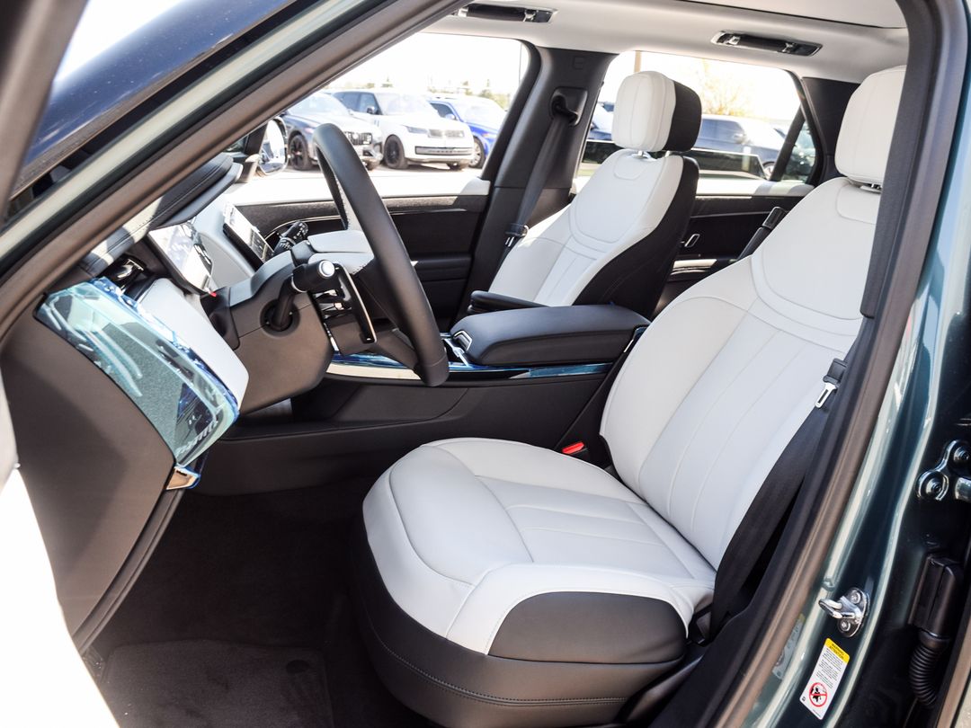 2025 Land Rover Range Rover Sport P530 Dynamic SE, Toronto, Cash
