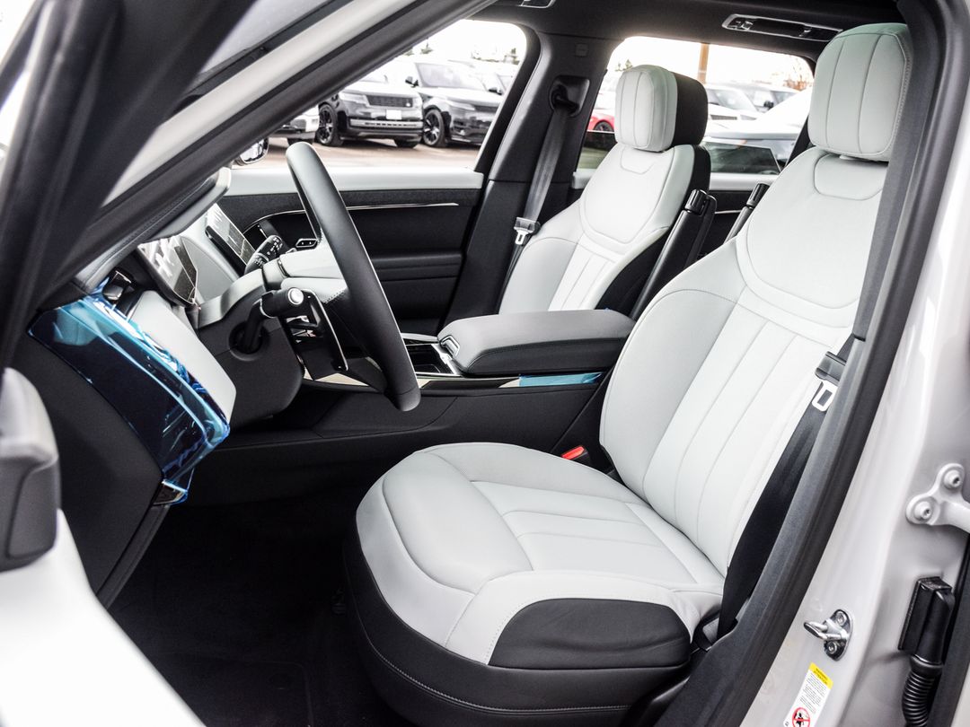2025 Land Rover Range Rover Sport P530 Dynamic SE, Toronto, Cash