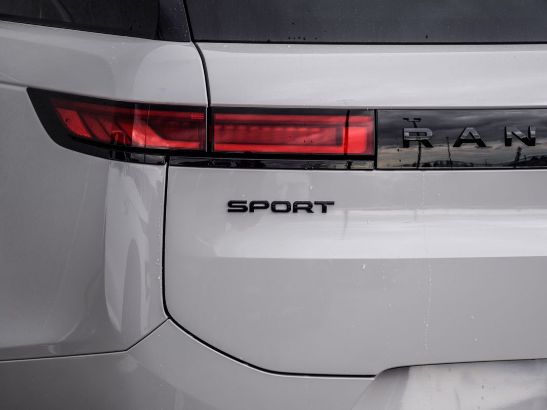 2025 Land Rover Range Rover Sport P530 Dynamic SE, Toronto, Cash