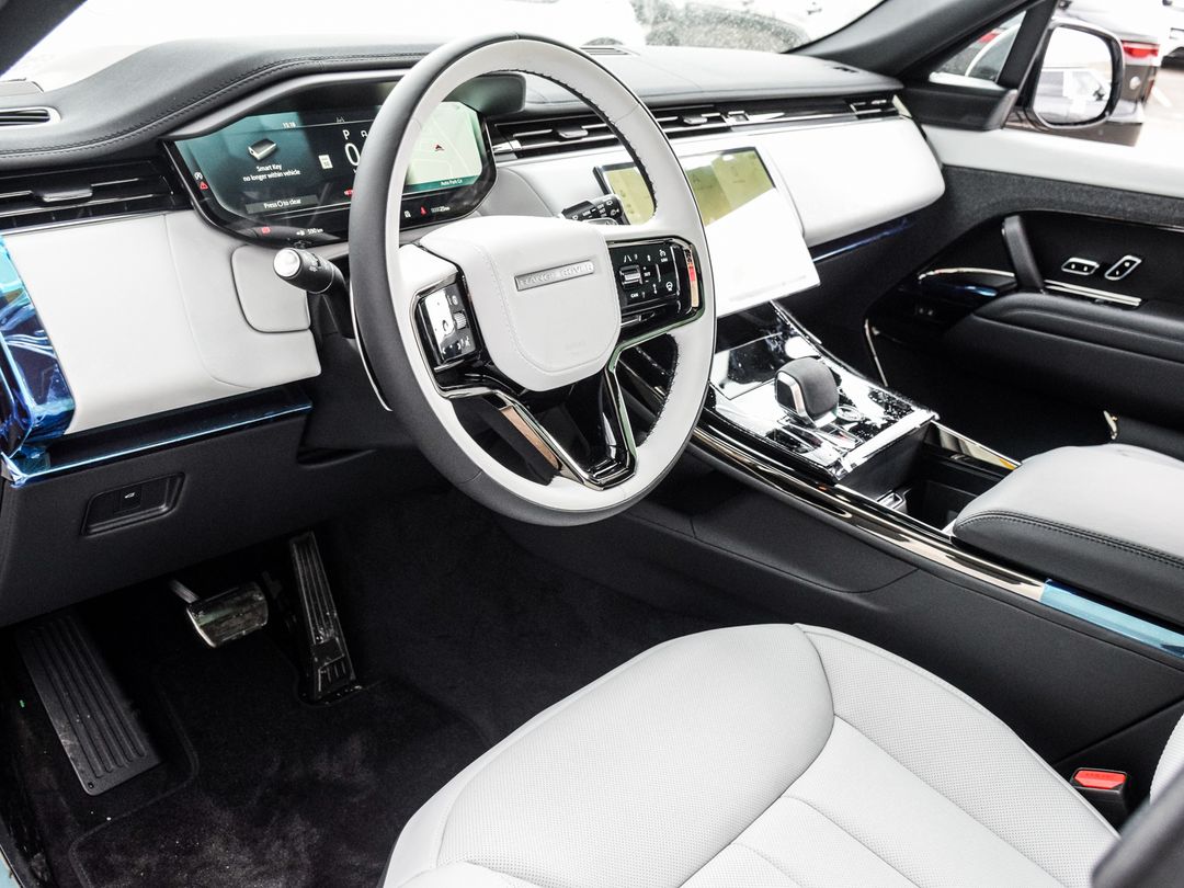 2025 Land Rover Range Rover Sport P530 Dynamic SE, Toronto, Cash