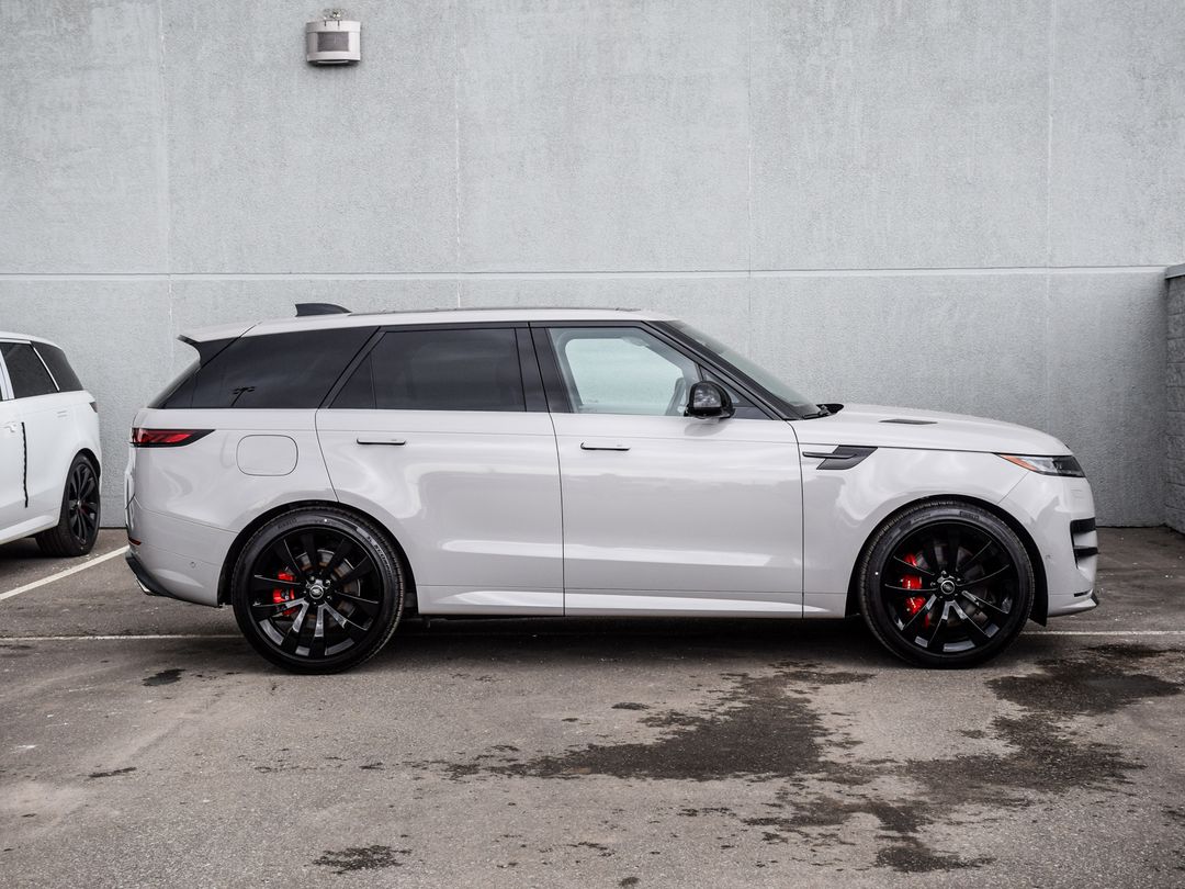 2025 Land Rover Range Rover Sport P530 Dynamic SE, Toronto, Cash
