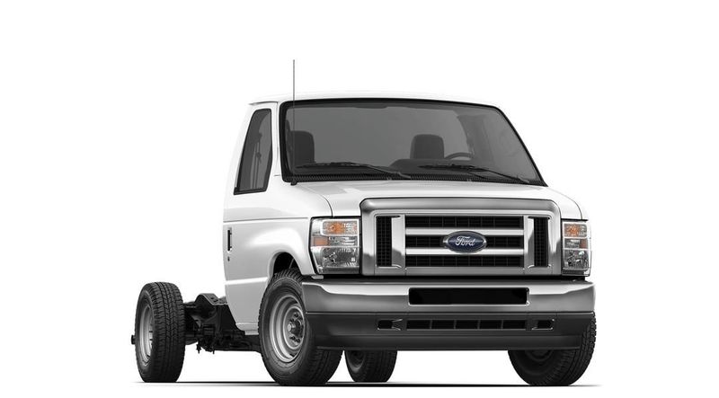 2025 Ford E-Series Cutaway