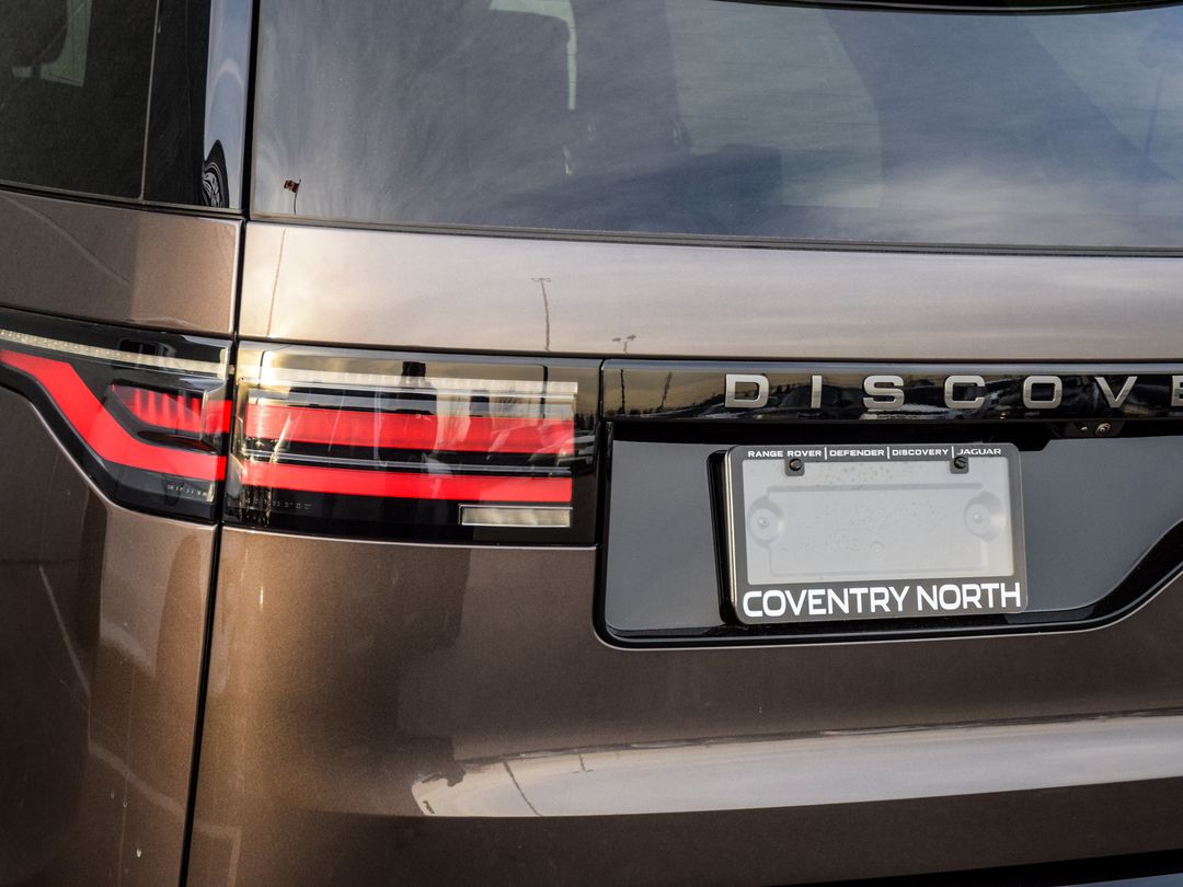 2025 Land Rover Discovery P360 Dynamic SE, Toronto, Cash