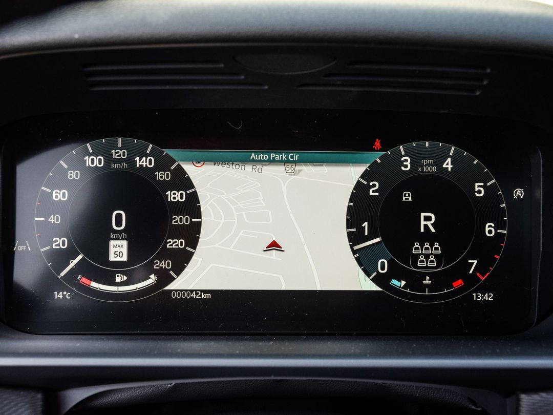 2025 Land Rover Discovery P360 Dynamic SE, Toronto, Cash