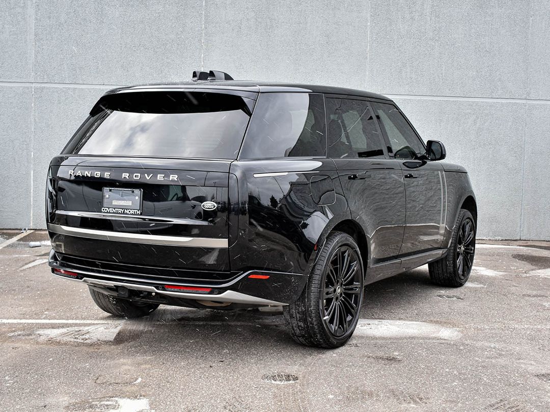 2023 Land Rover Range Rover P400 SE, Toronto, Cash