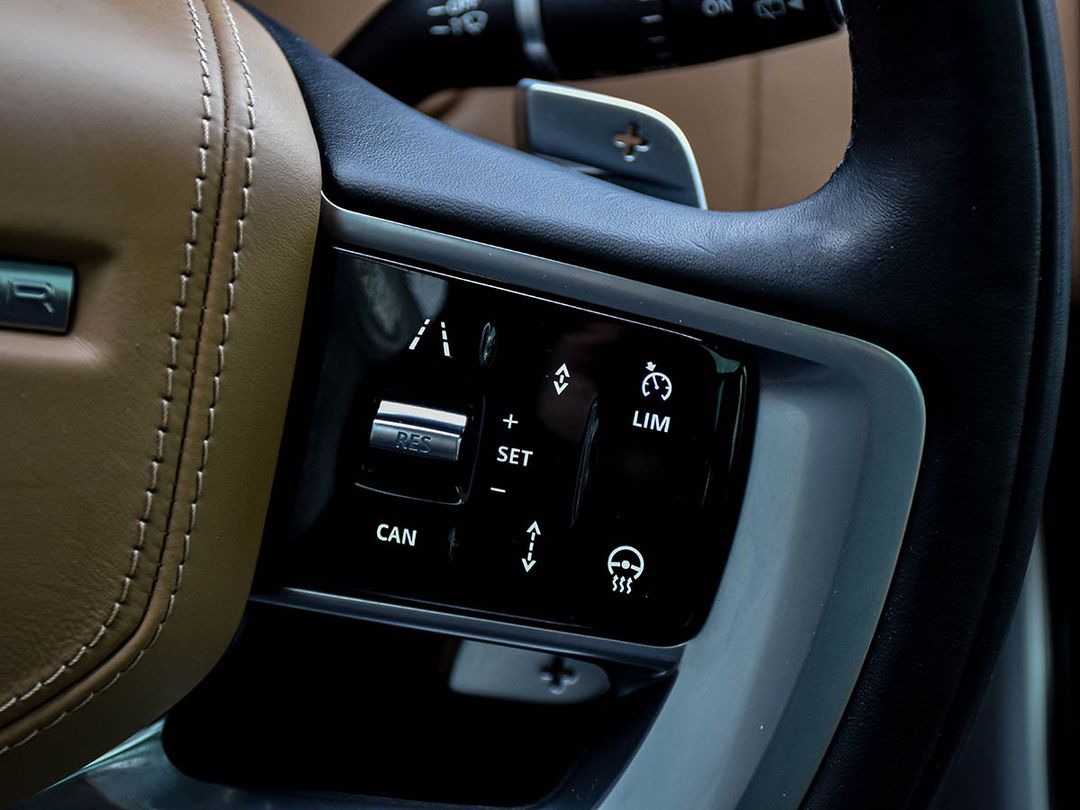 2023 Land Rover Range Rover P400 SE, Toronto, Cash