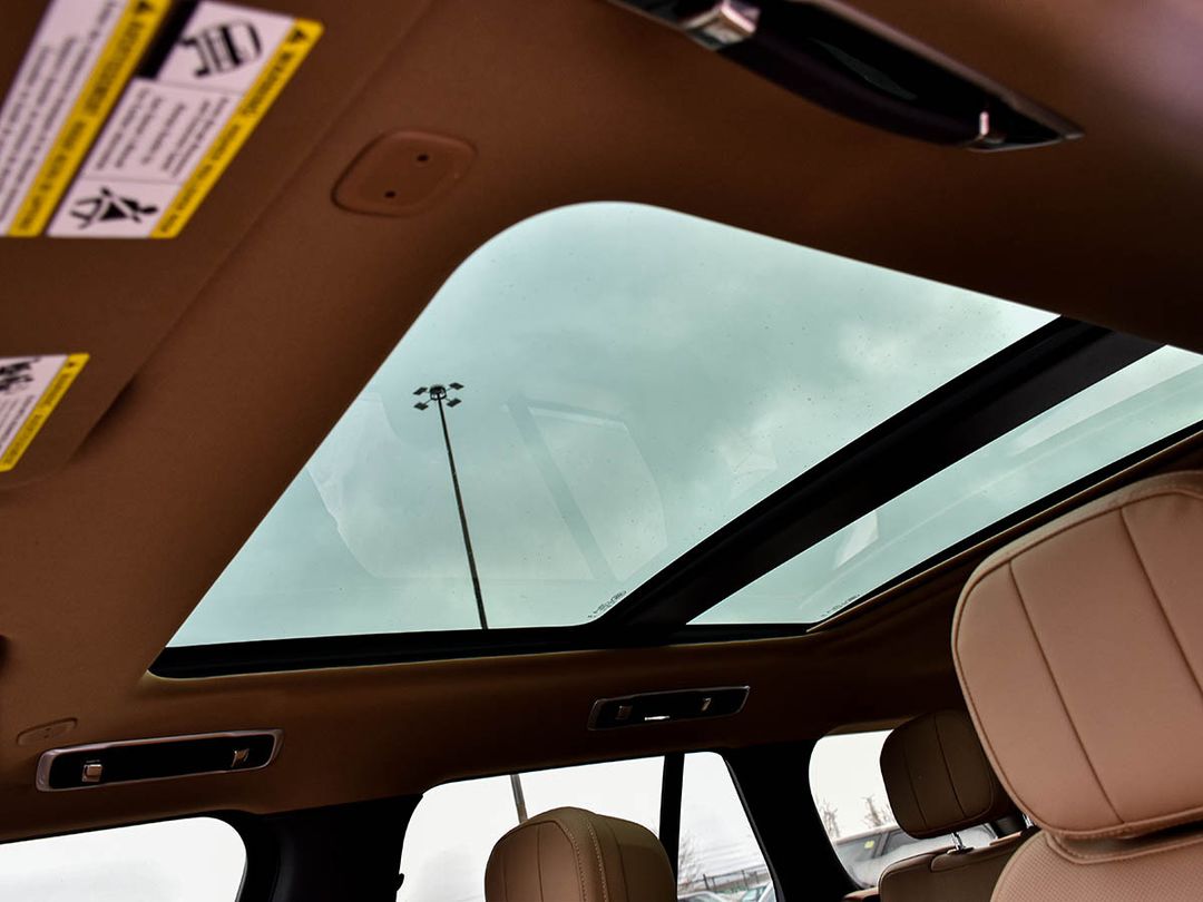2023 Land Rover Range Rover P400 SE, Toronto, Cash