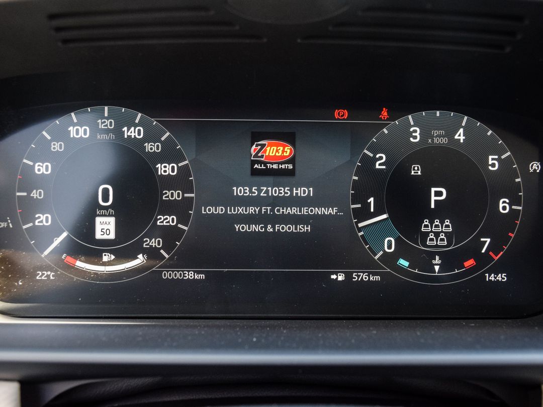 2025 Land Rover Discovery P360 Dynamic SE, Toronto, Cash