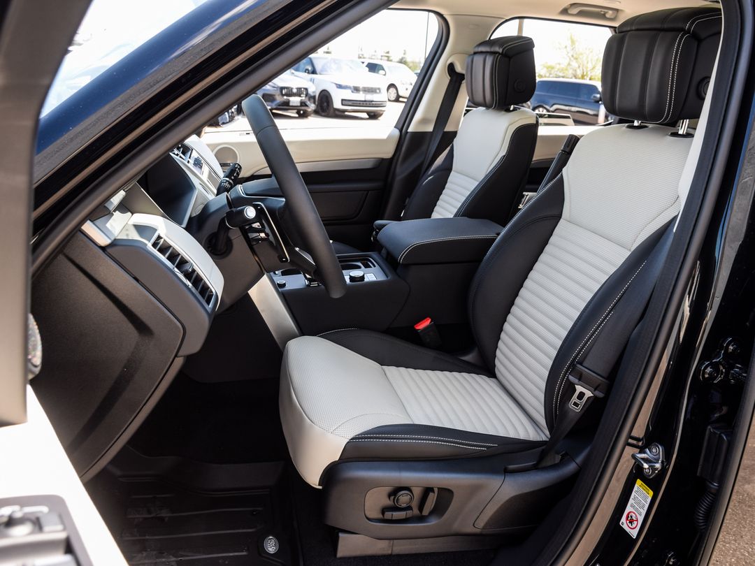 2025 Land Rover Discovery P360 Dynamic SE, Toronto, Cash