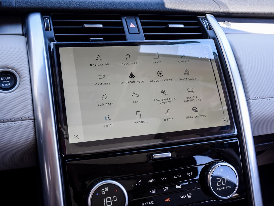 2025 Land Rover Discovery P360 Dynamic SE, Toronto, Cash