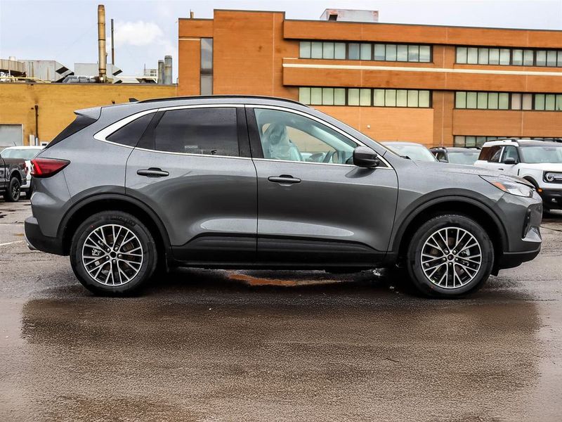 New 2025 Ford Escape PHEV YN11282