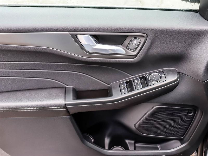 New 2025 Ford Escape PHEV YN11282
