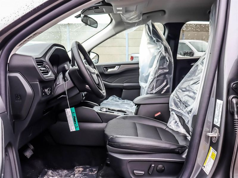 New 2025 Ford Escape PHEV YN11282