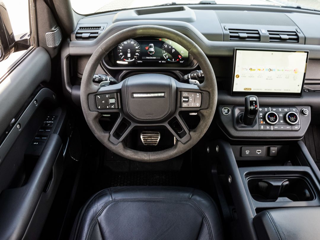 2023 Land Rover Defender 110 V8, Toronto, Cash