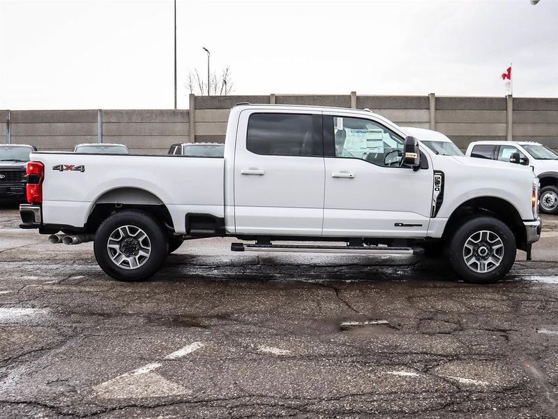 New 2025 Ford Super-Duty-F-250-SRW LARIAT YN11301