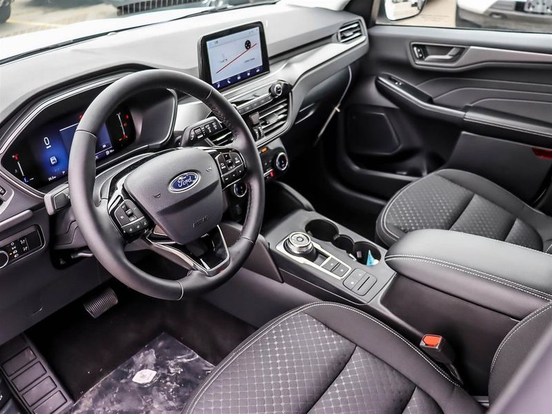 New 2025 Ford Escape Active YN11326
