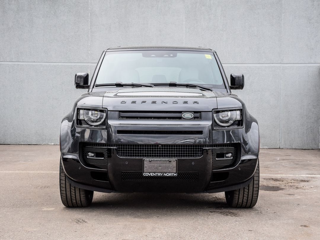 2025 Land Rover Defender 110 P400 X-Dynamic SE, Toronto, Cash
