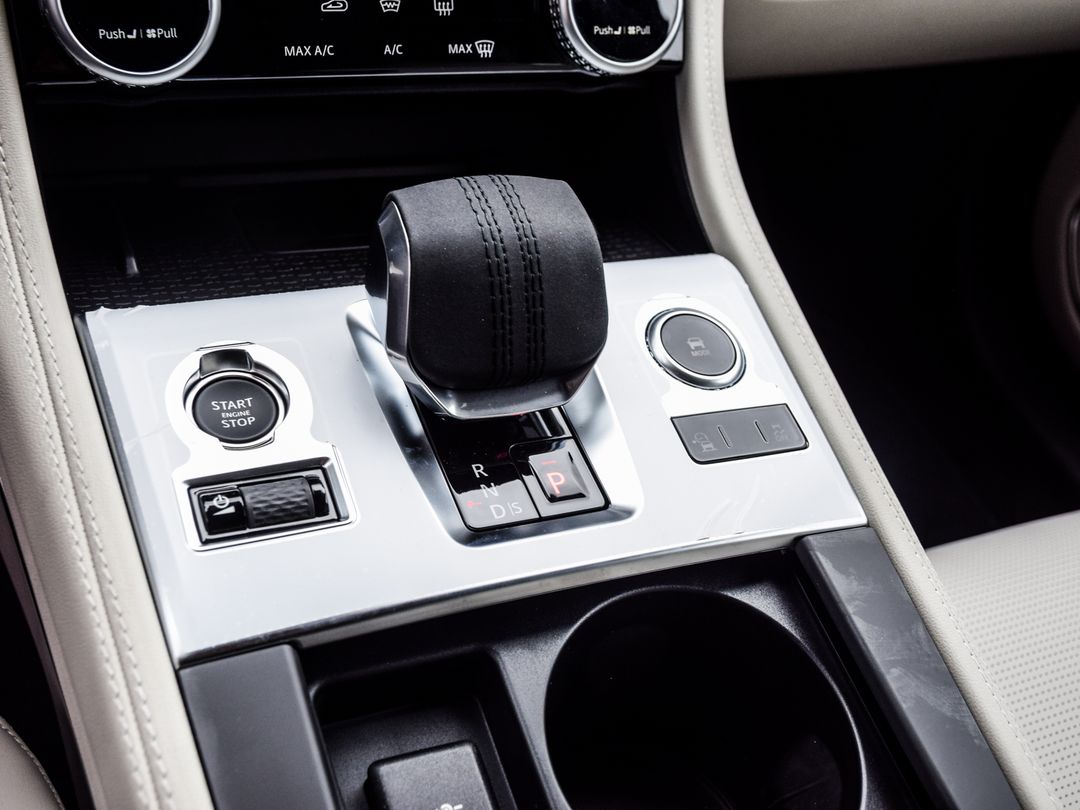 2026 Jaguar F-PACE P400 R-Dynamic S, Toronto, Cash