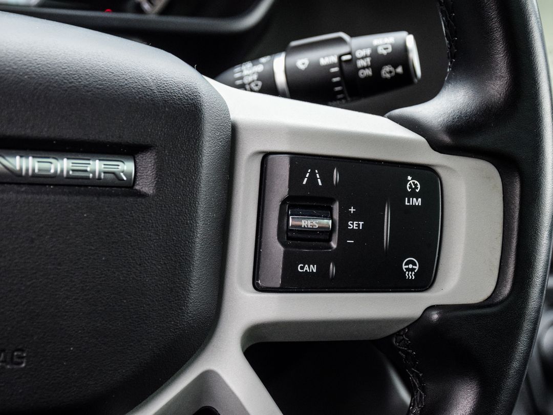 2023 Land Rover Defender 110 S, Toronto, Cash