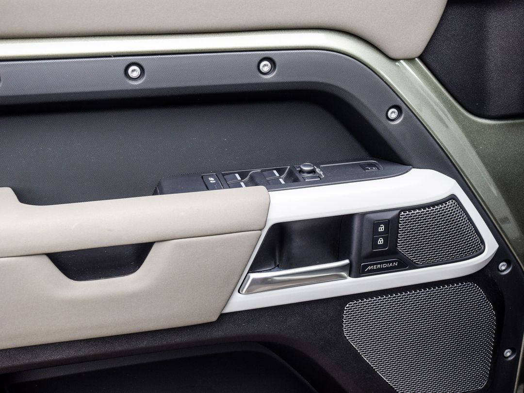 2023 Land Rover Defender 110 S, Toronto, Cash