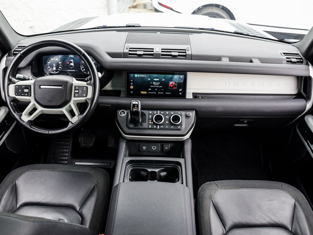 2021 Land Rover Defender 110 S, Toronto, Cash