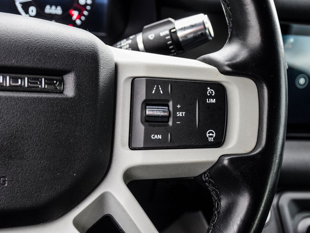 2021 Land Rover Defender 110 S, Toronto, Cash