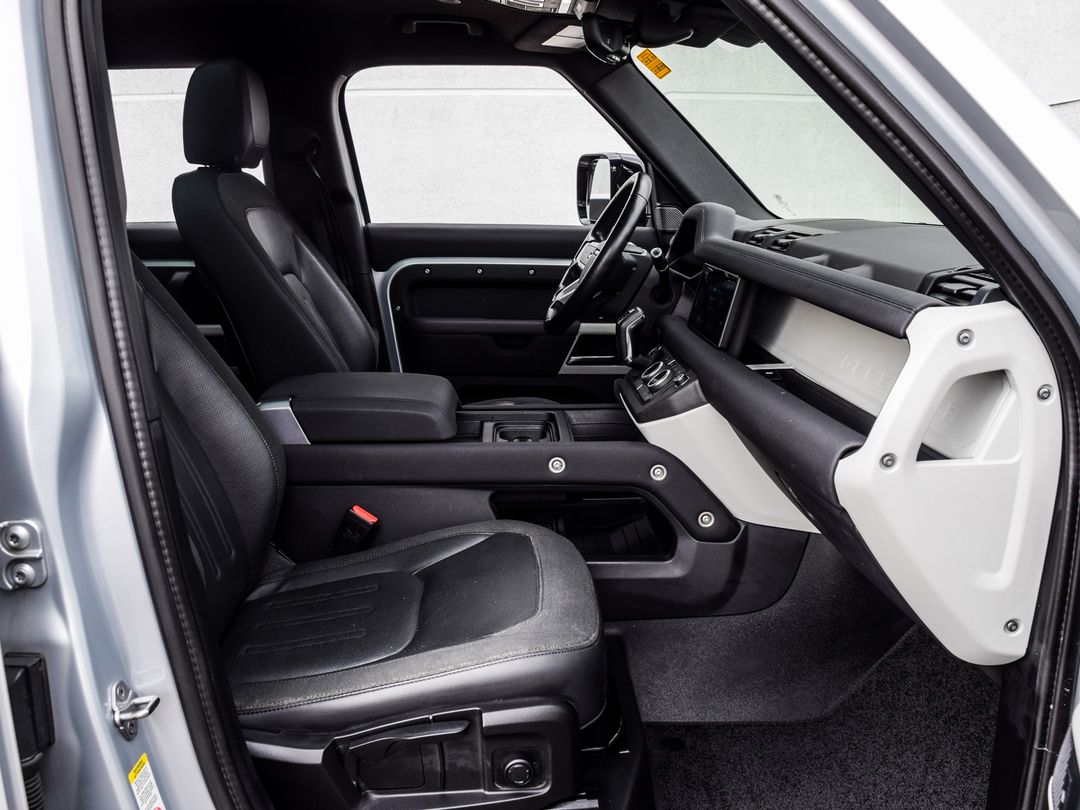 2021 Land Rover Defender 110 S, Toronto, Cash