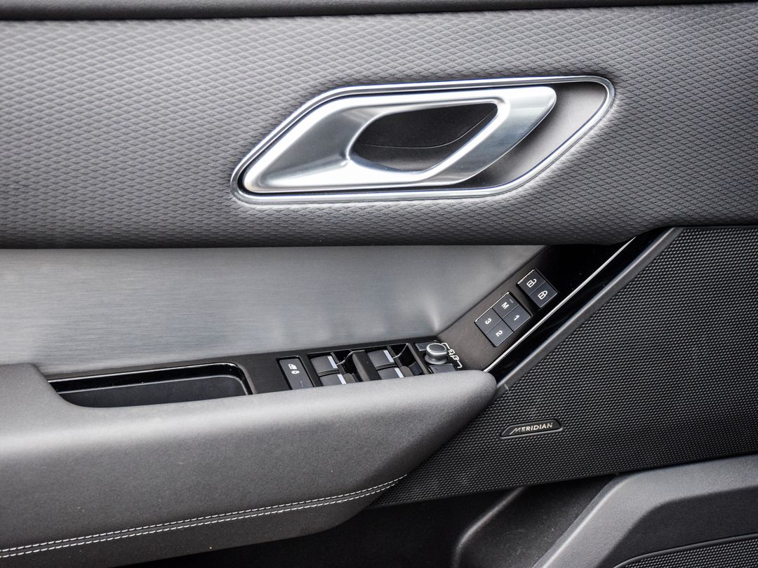 2023 Land Rover Range Rover Velar P340 R-Dynamic S, Toronto, Cash