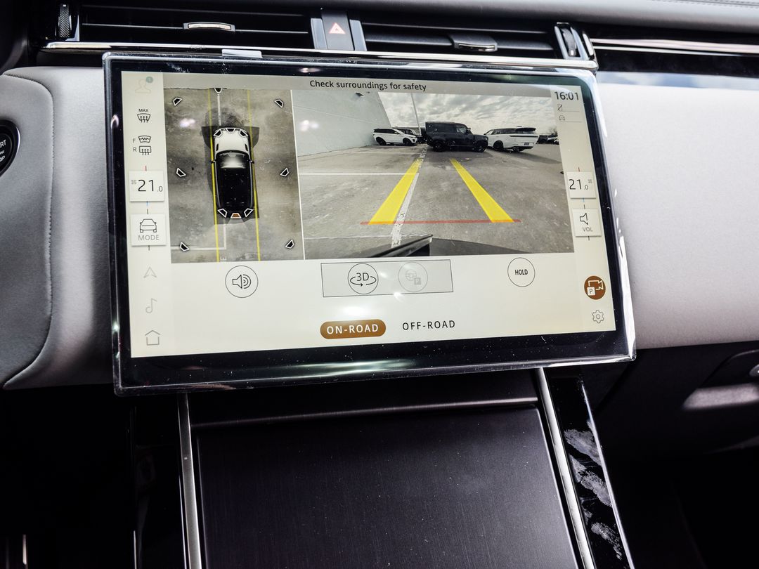 2026 Land Rover Range Rover Velar P340 Dynamic SE, Toronto, Cash