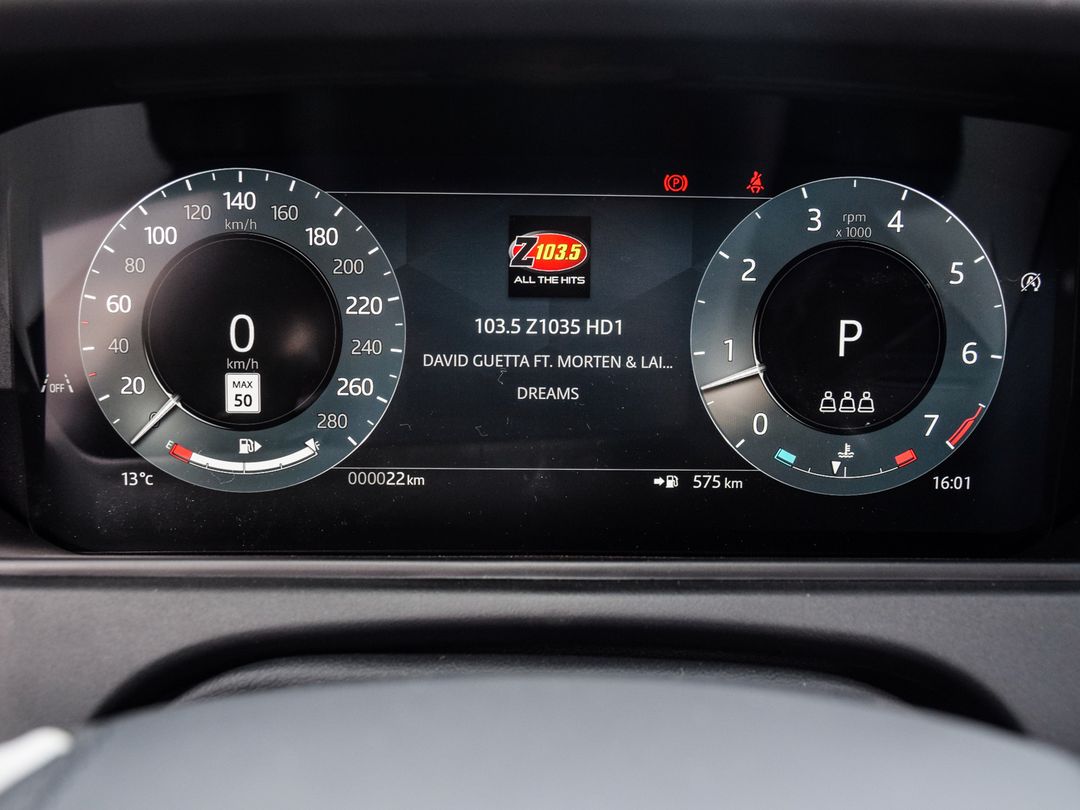 2026 Land Rover Range Rover Velar P340 Dynamic SE, Toronto, Cash