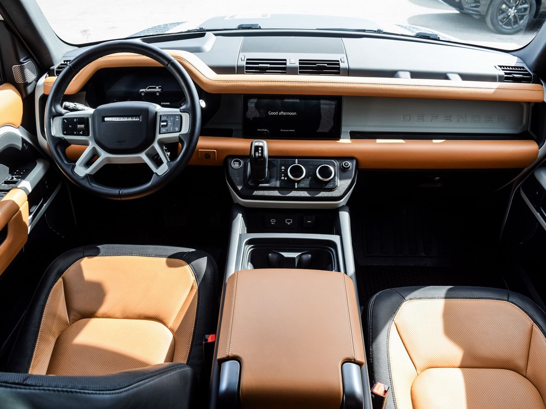 2024 Land Rover Defender 110 P400 X-Dynamic SE, Toronto, Cash