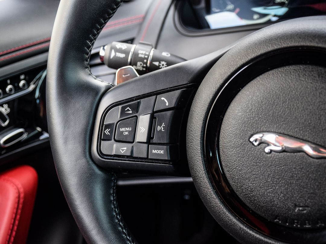 2023 Jaguar F-TYPE P450 R-Dynamic, Toronto, Cash