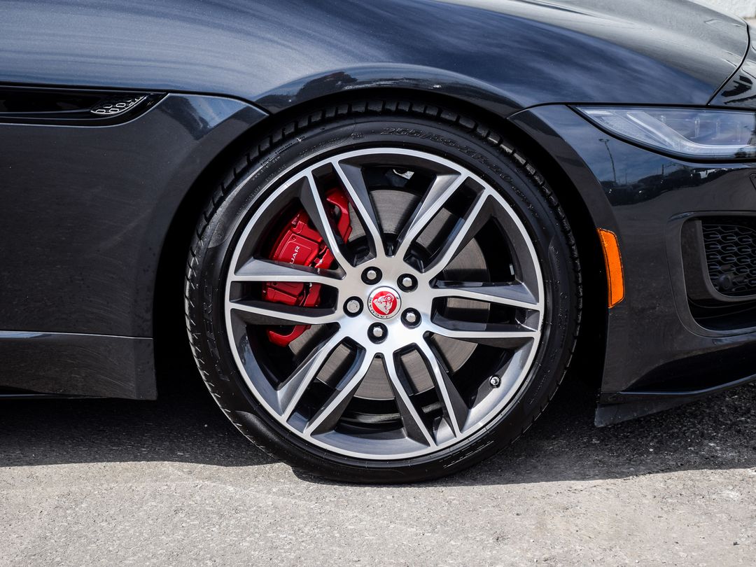 2023 Jaguar F-TYPE P450 R-Dynamic, Toronto, Cash