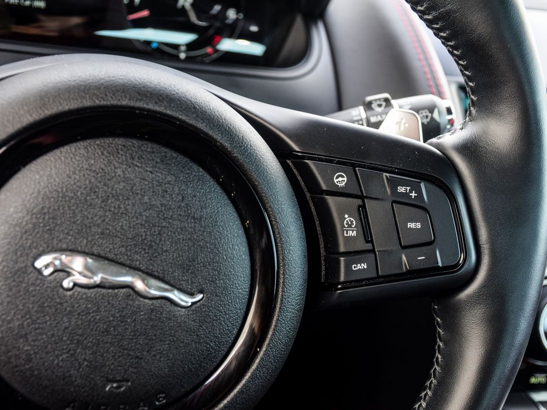 2023 Jaguar F-TYPE P450 R-Dynamic, Toronto, Cash