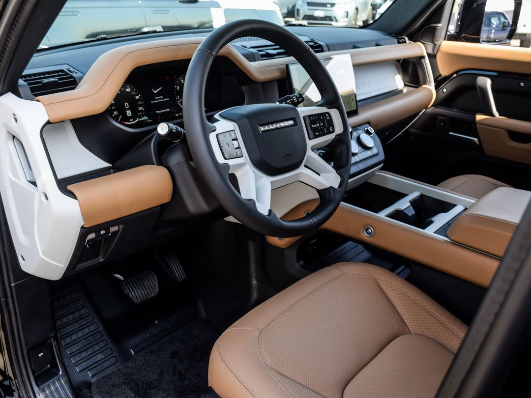 2025 Land Rover Defender 110 P300 S, Toronto, Cash