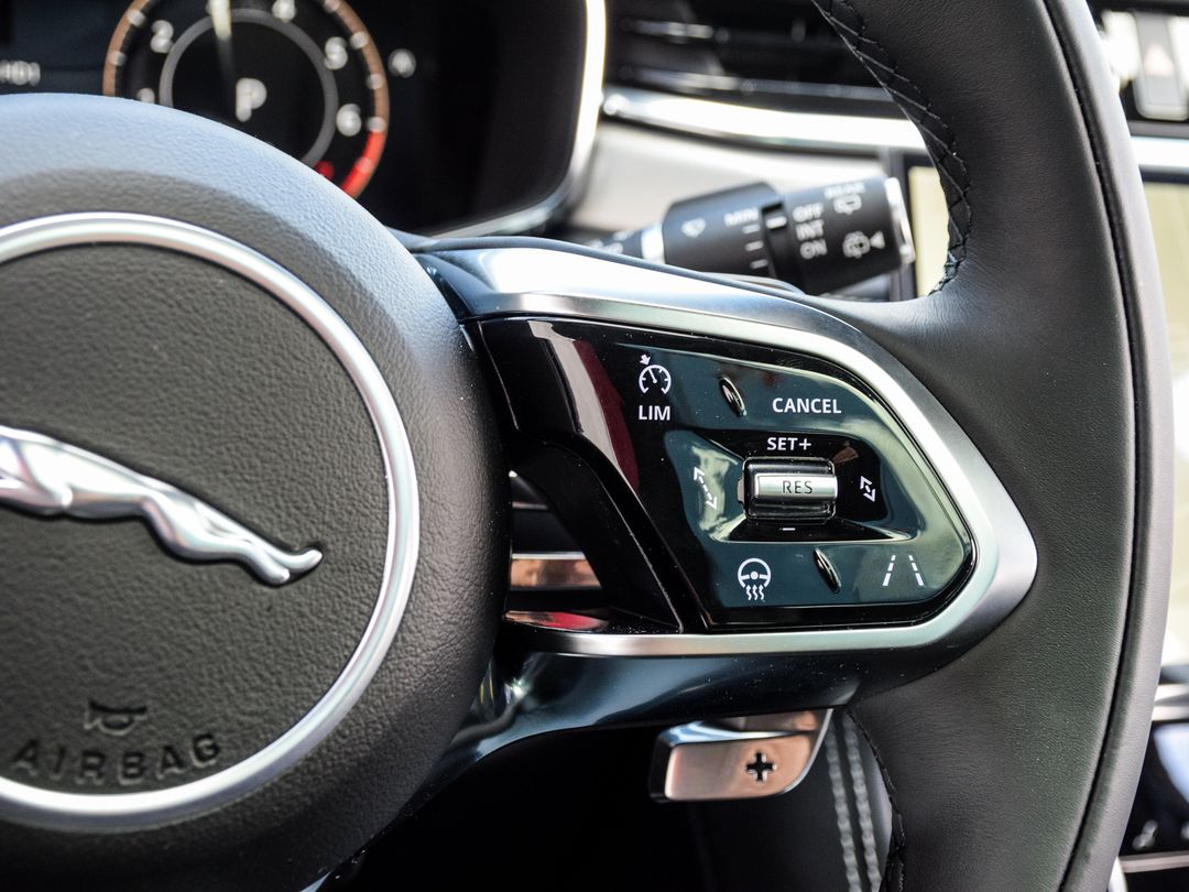 2026 Jaguar F-PACE P250 R-Dynamic S, Toronto, Cash