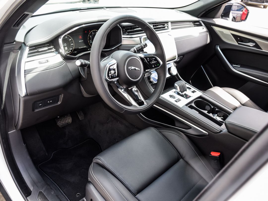 2026 Jaguar F-PACE P250 R-Dynamic S, Toronto, Cash
