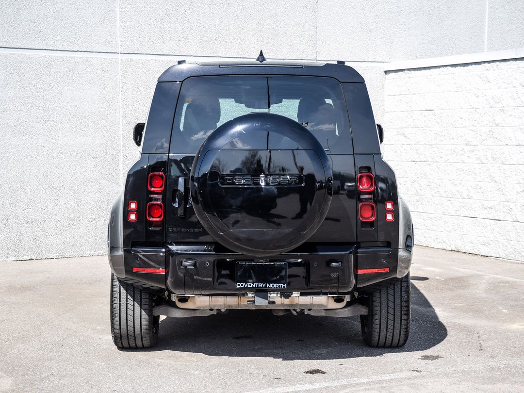 2024 Land Rover Defender 110 P400 X-Dynamic SE, Toronto, Cash