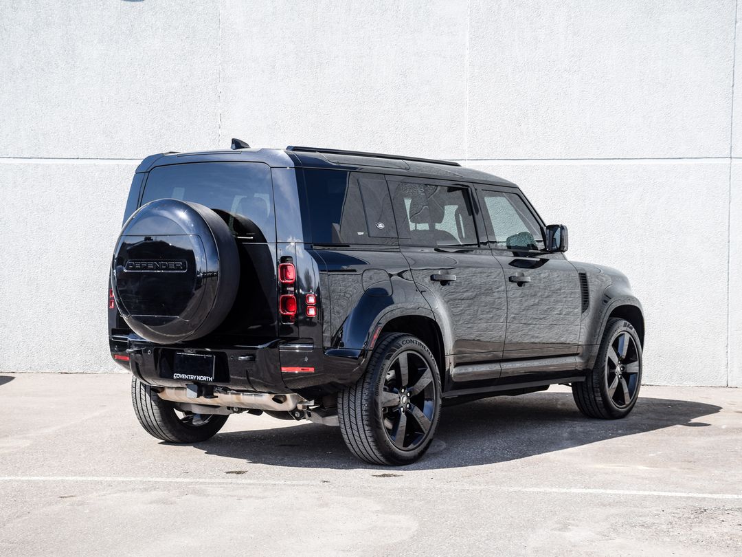 2024 Land Rover Defender 110 P400 X-Dynamic SE, Toronto, Cash