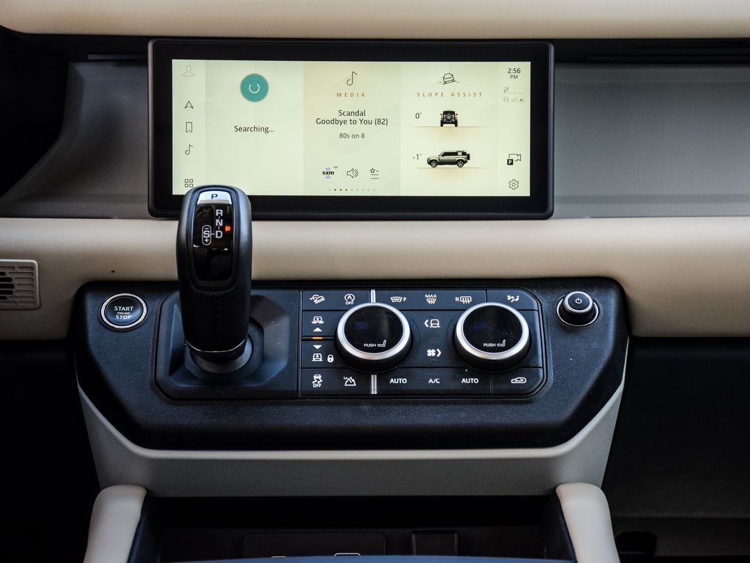 2024 Land Rover Defender 110 P400 X-Dynamic SE, Toronto, Cash