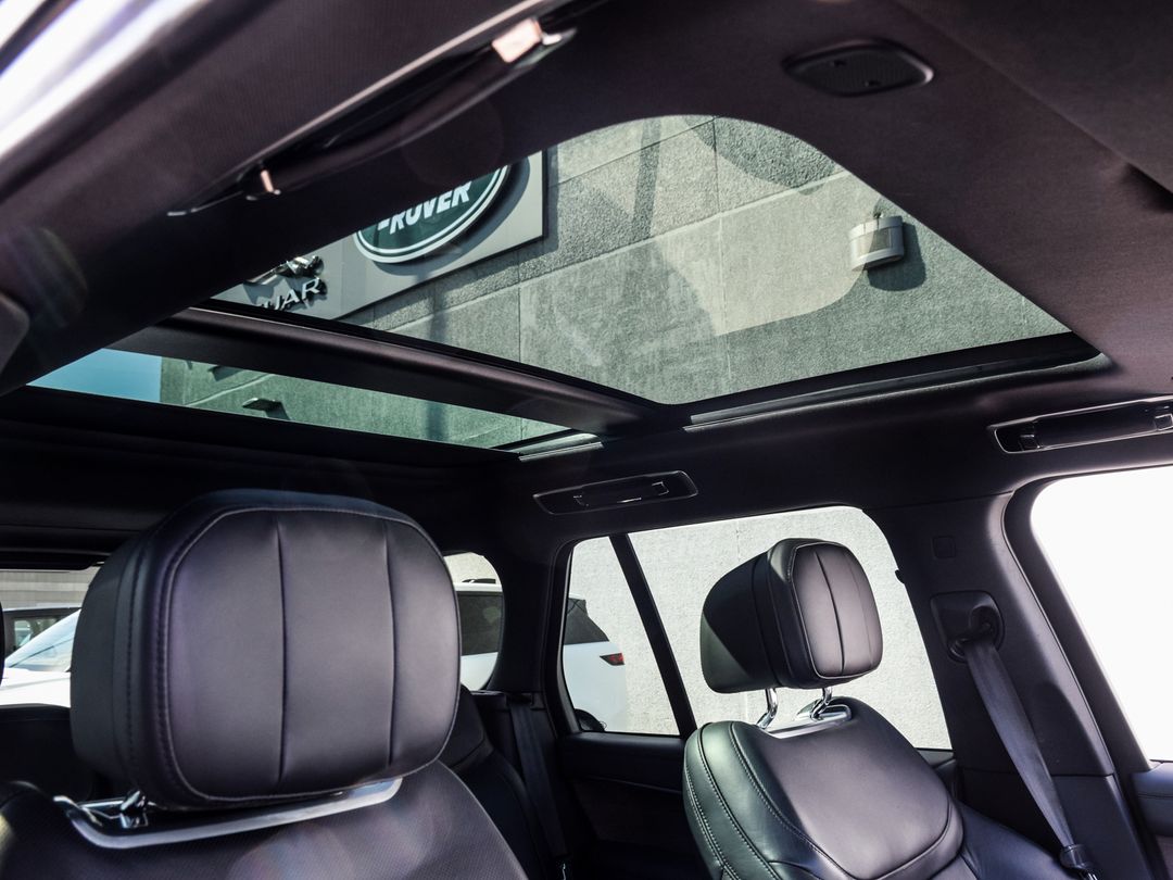2023 Land Rover Range Rover P530 SE, Toronto, Cash