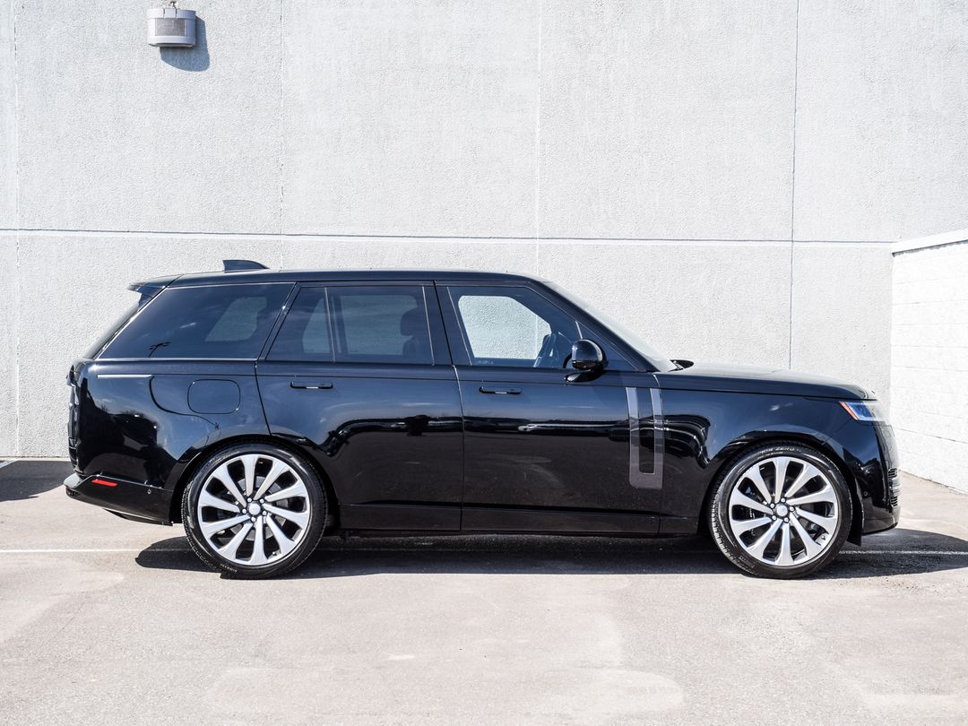 2023 Land Rover Range Rover P530 SE, Toronto, Cash
