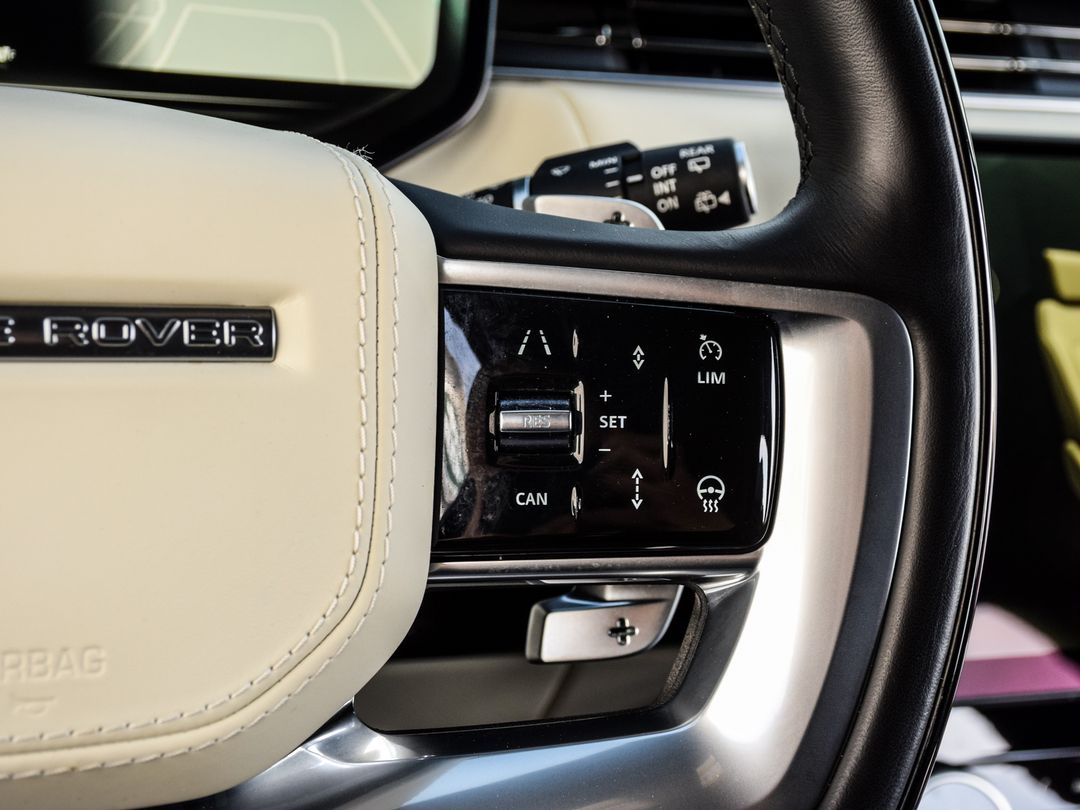 2023 Land Rover Range Rover P530 SE, Toronto, Cash