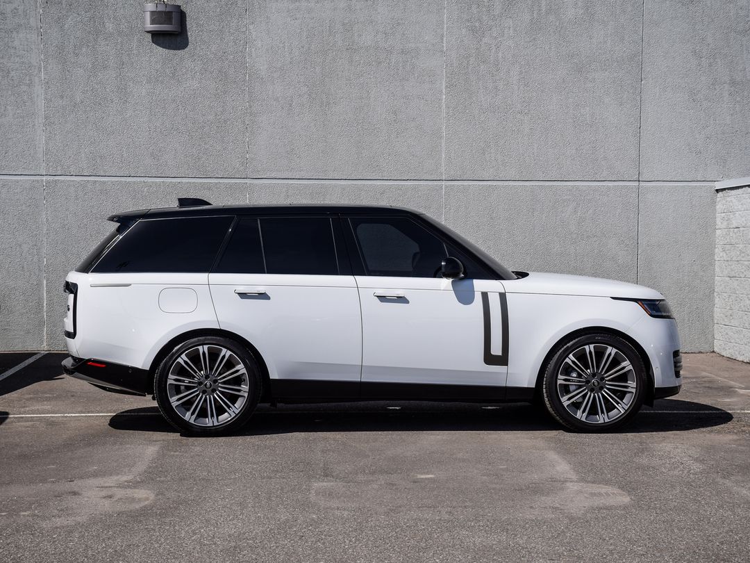 2023 Land Rover Range Rover P530 SE, Toronto, Cash