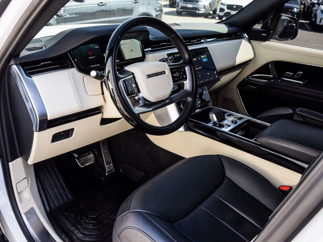 2023 Land Rover Range Rover P530 SE, Toronto, Cash