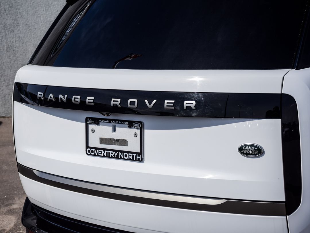 2023 Land Rover Range Rover P530 SE, Toronto, Cash