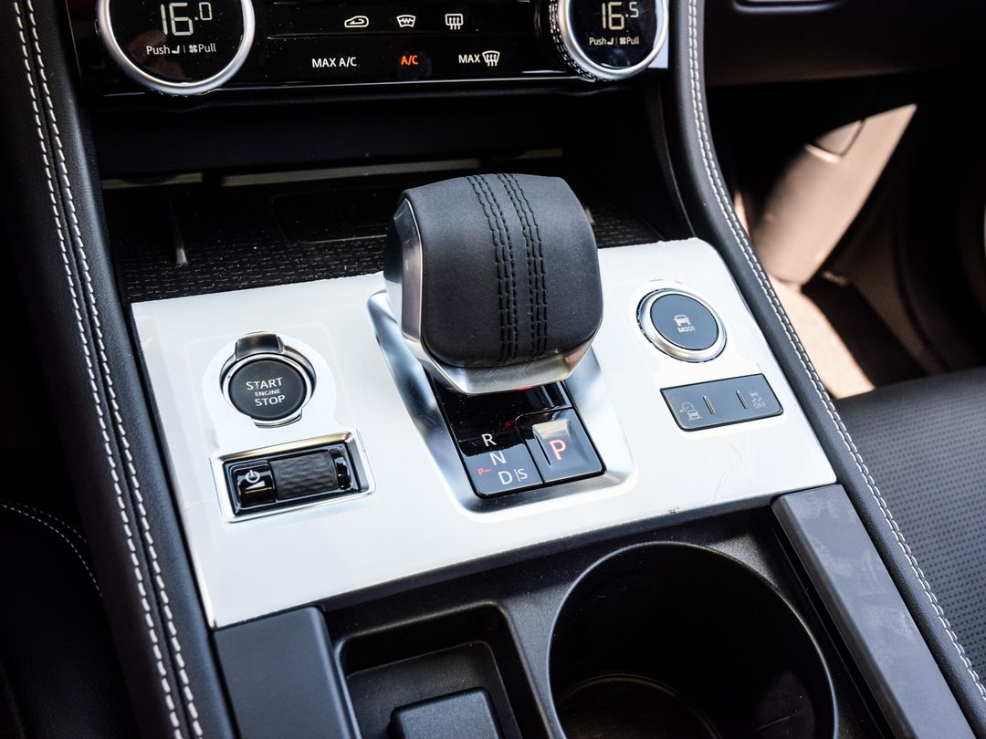 2026 Jaguar F-PACE P250 R-Dynamic S, Toronto, Cash