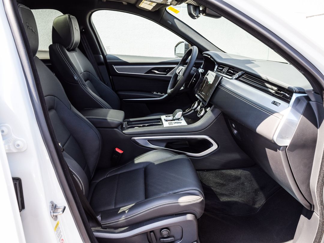 2026 Jaguar F-PACE P250 R-Dynamic S, Toronto, Cash