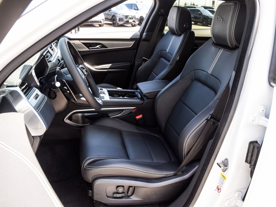 2026 Jaguar F-PACE P250 R-Dynamic S, Toronto, Cash